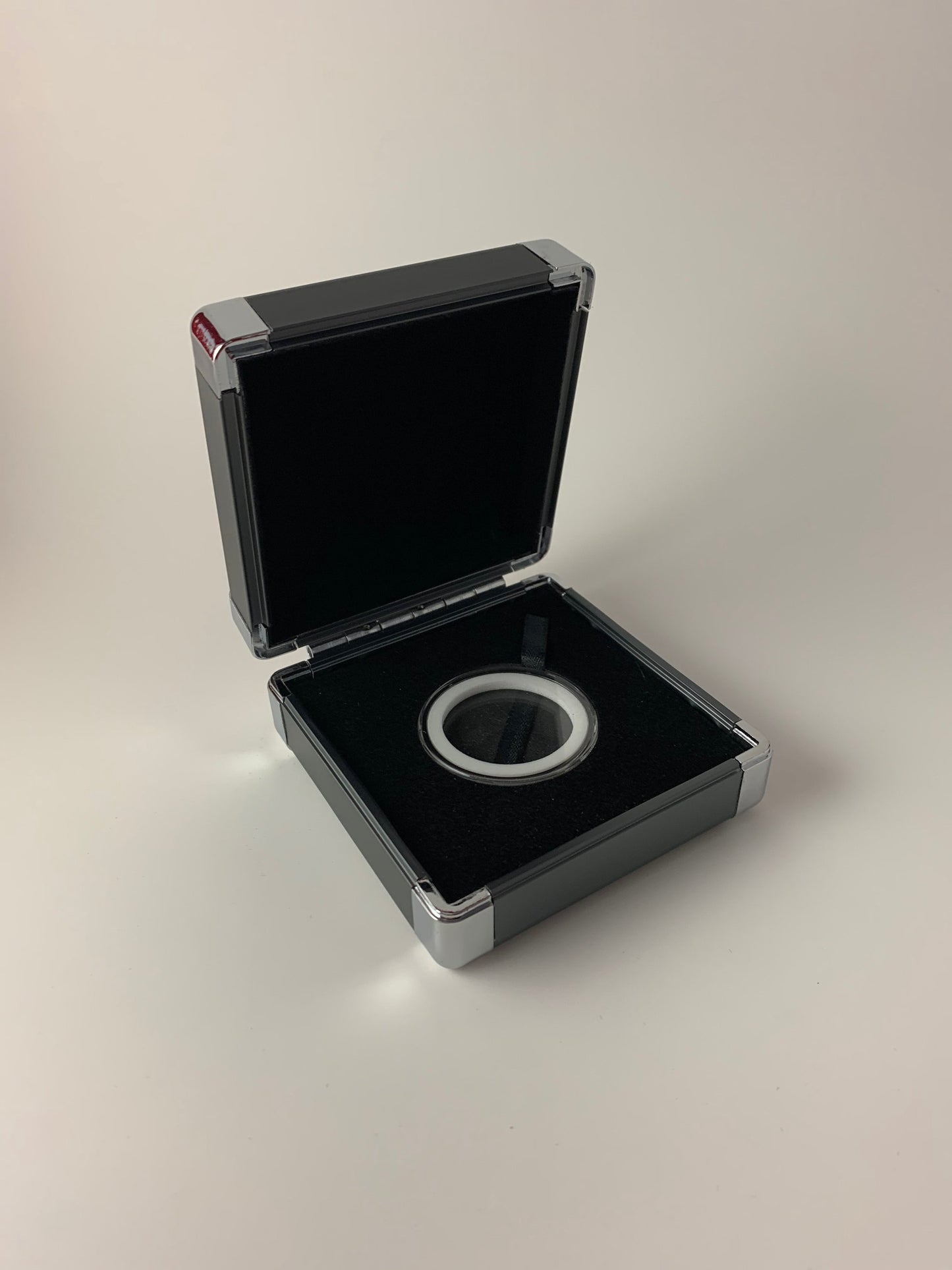 Guardhouse Gunmetal Coin Capsule Box