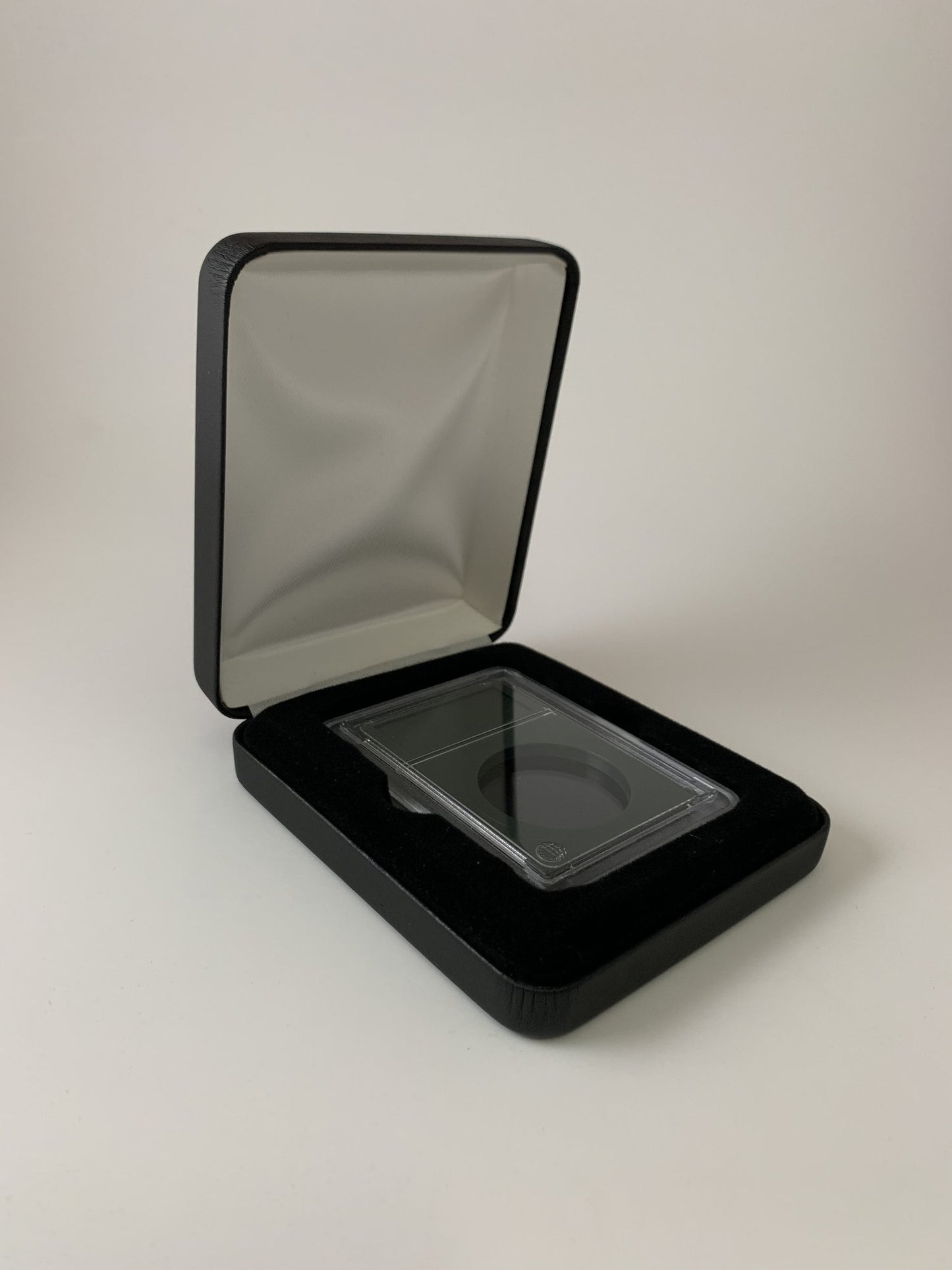 Guardhouse Single Slab Box - Black Leatherette 66801198